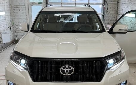 Toyota Land Cruiser Prado 150 рестайлинг 2, 2010 год, 2 699 000 рублей, 1 фотография