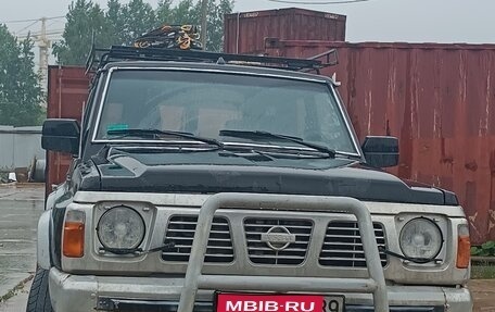 Nissan Patrol, 1994 год, 530 000 рублей, 1 фотография
