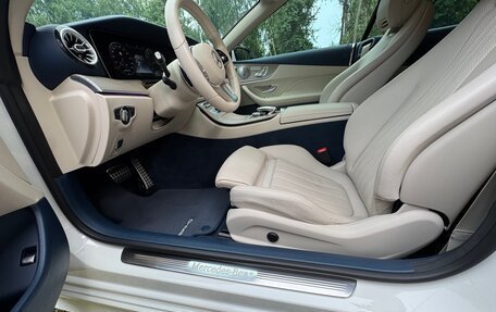 Mercedes-Benz E-Класс, 2018 год, 5 500 000 рублей, 13 фотография