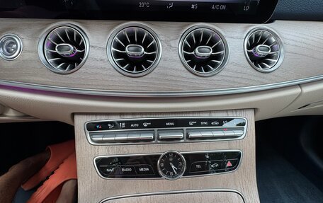Mercedes-Benz E-Класс, 2018 год, 5 500 000 рублей, 15 фотография