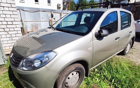 Renault Sandero I, 2013 год, 595 000 рублей, 3 фотография