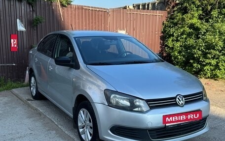 Volkswagen Polo VI (EU Market), 2013 год, 688 000 рублей, 2 фотография