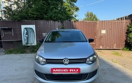 Volkswagen Polo VI (EU Market), 2013 год, 688 000 рублей, 4 фотография