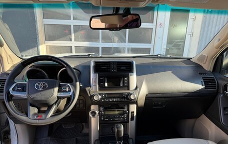 Toyota Land Cruiser Prado 150 рестайлинг 2, 2010 год, 2 699 000 рублей, 8 фотография