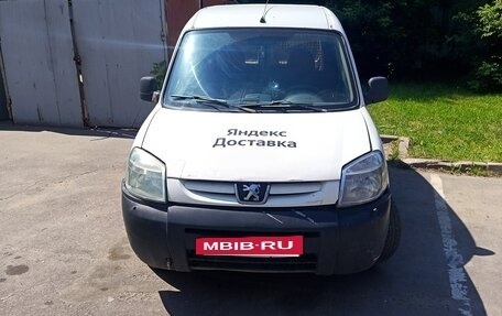 Peugeot Partner II рестайлинг 2, 2010 год, 300 000 рублей, 5 фотография