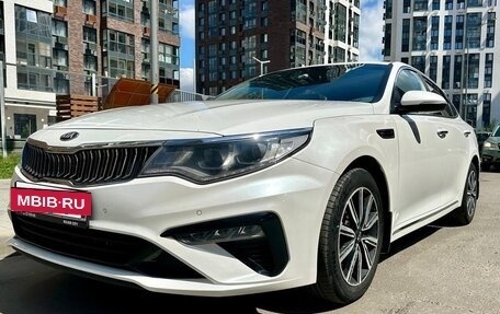 KIA Optima IV, 2018 год, 1 990 000 рублей, 3 фотография
