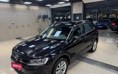 Volkswagen Tiguan II, 2020 год, 2 900 000 рублей, 3 фотография