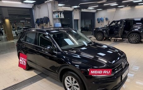 Volkswagen Tiguan II, 2020 год, 2 900 000 рублей, 2 фотография