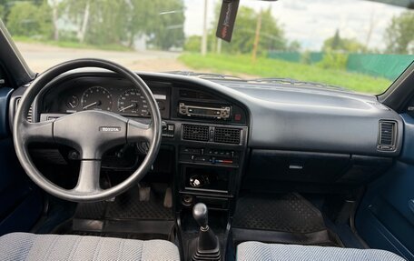 Toyota Corolla, 1988 год, 200 000 рублей, 10 фотография