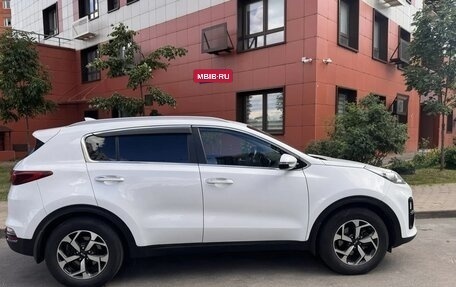KIA Sportage IV рестайлинг, 2018 год, 2 075 000 рублей, 10 фотография