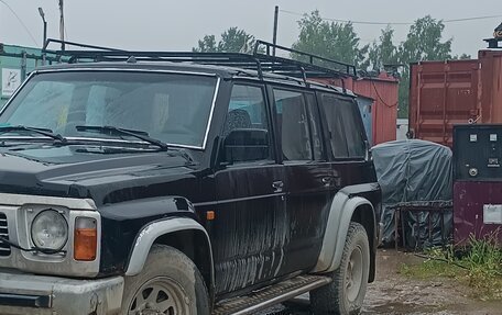 Nissan Patrol, 1994 год, 530 000 рублей, 3 фотография