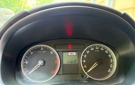 Skoda Fabia II, 2008 год, 299 000 рублей, 14 фотография