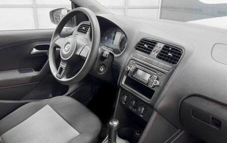 Volkswagen Polo VI (EU Market), 2011 год, 789 900 рублей, 10 фотография