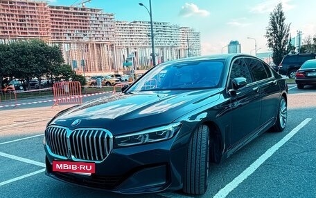 BMW 7 серия, 2020 год, 5 450 000 рублей, 2 фотография