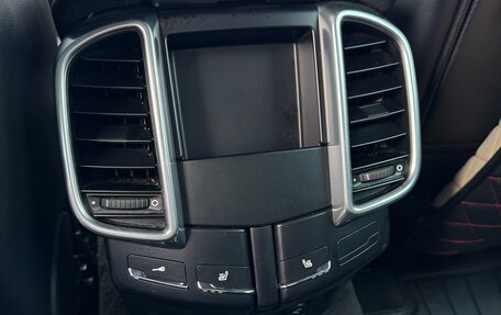 Porsche Cayenne III, 2012 год, 2 600 000 рублей, 19 фотография