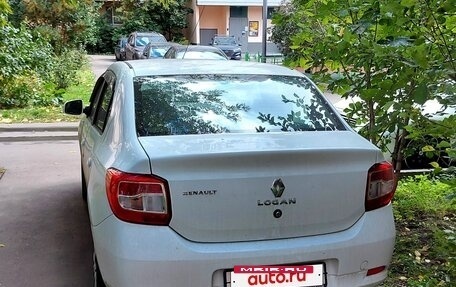 Renault Logan II, 2018 год, 600 000 рублей, 4 фотография