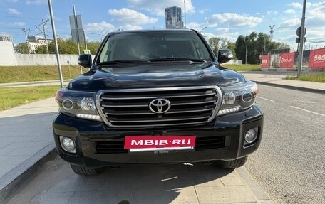 Toyota Land Cruiser 200, 2014 год, 2 950 000 рублей, 3 фотография