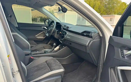 Audi Q3, 2023 год, 2 550 000 рублей, 14 фотография