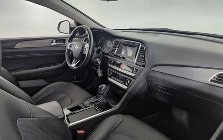 Hyundai Sonata VII, 2017 год, 1 689 000 рублей, 10 фотография