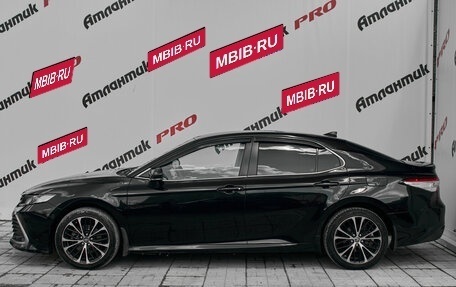 Toyota Camry, 2021 год, 2 600 000 рублей, 7 фотография