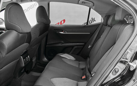 Toyota Camry, 2021 год, 2 600 000 рублей, 23 фотография