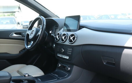 Mercedes-Benz B-Класс, 2017 год, 1 480 000 рублей, 10 фотография