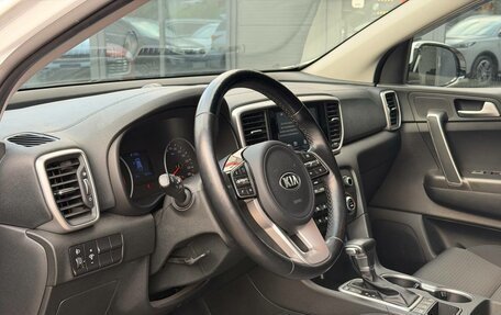KIA Sportage IV рестайлинг, 2018 год, 2 149 000 рублей, 13 фотография
