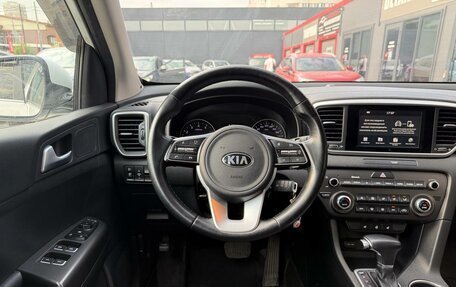 KIA Sportage IV рестайлинг, 2018 год, 2 149 000 рублей, 15 фотография