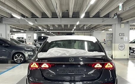 Mercedes-Benz E-Класс, 2026 год, 6 077 778 рублей, 4 фотография