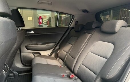 KIA Sportage IV рестайлинг, 2018 год, 2 149 000 рублей, 30 фотография