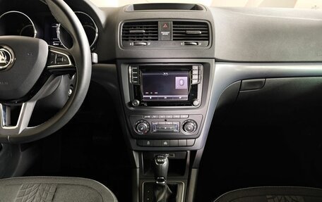 Skoda Yeti I рестайлинг, 2017 год, 1 750 000 рублей, 14 фотография