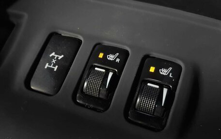 Toyota Land Cruiser Prado 120 рестайлинг, 2008 год, 1 619 000 рублей, 28 фотография
