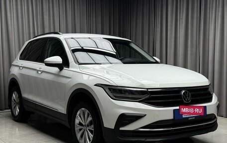 Volkswagen Tiguan II, 2021 год, 2 349 000 рублей, 1 фотография