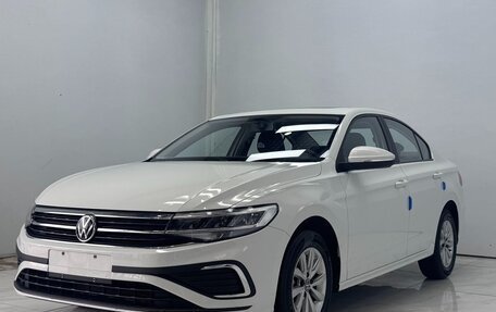 Volkswagen Bora, 2023 год, 1 455 000 рублей, 1 фотография