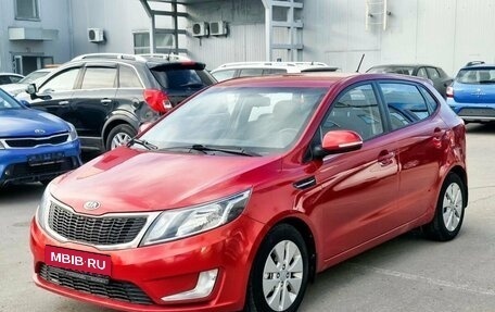KIA Rio III рестайлинг, 2013 год, 735 000 рублей, 1 фотография