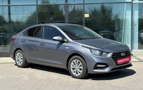 Hyundai Solaris II рестайлинг, 2018 год, 1 249 900 рублей, 1 фотография