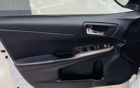 Toyota Camry, 2016 год, 2 120 000 рублей, 10 фотография
