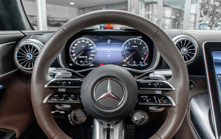 Mercedes-Benz SL-Класс AMG, 2024 год, 23 990 000 рублей, 15 фотография