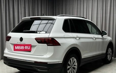 Volkswagen Tiguan II, 2021 год, 2 349 000 рублей, 6 фотография