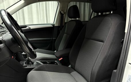 Volkswagen Tiguan II, 2021 год, 2 349 000 рублей, 25 фотография