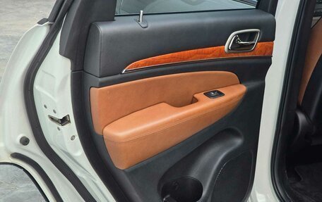 Jeep Grand Cherokee, 2012 год, 1 550 000 рублей, 8 фотография