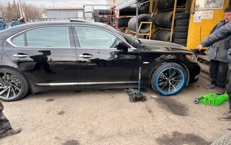 Lexus LS IV, 2008 год, 1 499 000 рублей, 2 фотография