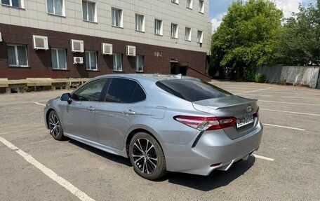 Toyota Camry, 2020 год, 2 500 000 рублей, 6 фотография