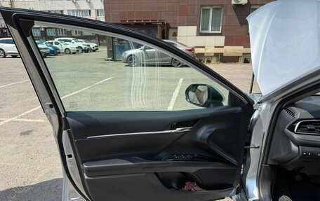 Toyota Camry, 2020 год, 2 500 000 рублей, 12 фотография