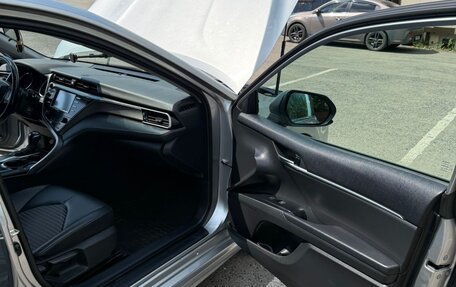 Toyota Camry, 2020 год, 2 500 000 рублей, 22 фотография