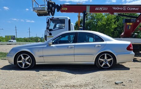 Mercedes-Benz E-Класс, 2003 год, 850 000 рублей, 2 фотография