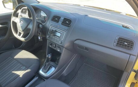 Volkswagen Polo VI (EU Market), 2019 год, 999 000 рублей, 12 фотография