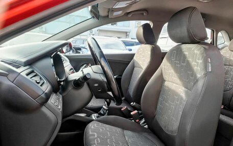 KIA Rio III рестайлинг, 2013 год, 735 000 рублей, 5 фотография