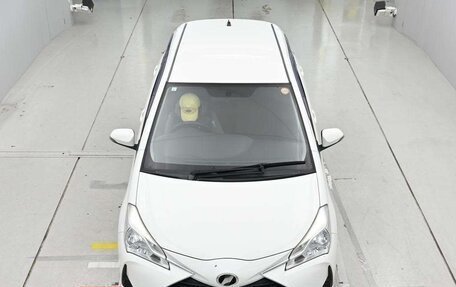 Toyota Vitz, 2019 год, 721 010 рублей, 7 фотография