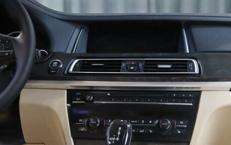 BMW 7 серия, 2014 год, 1 899 000 рублей, 12 фотография